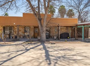 908 W 2nd St, Del Rio, TX 78840