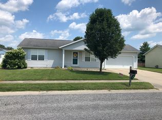 13186 Koch Ln, Breese, IL