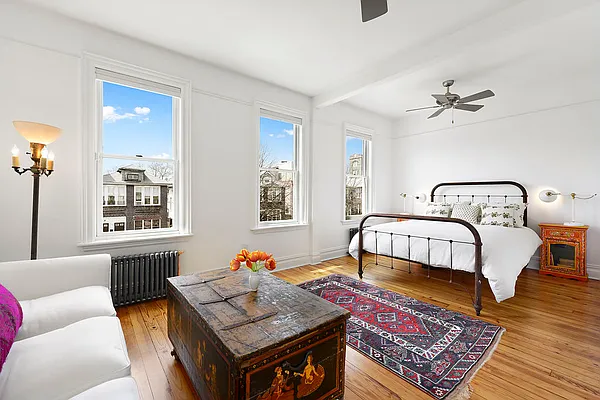 Sold by Corcoran | media 29