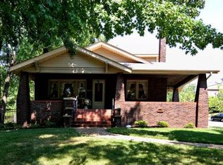 7401 Arlington Dr, Saint Louis, MO