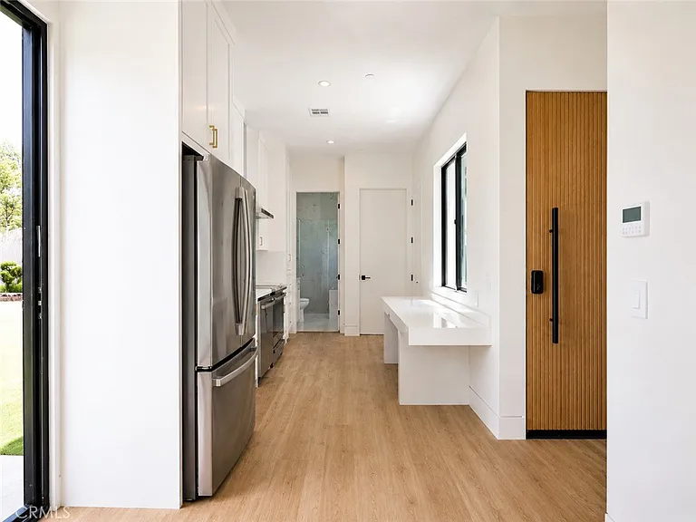 12039 Tiara St — Photo 2