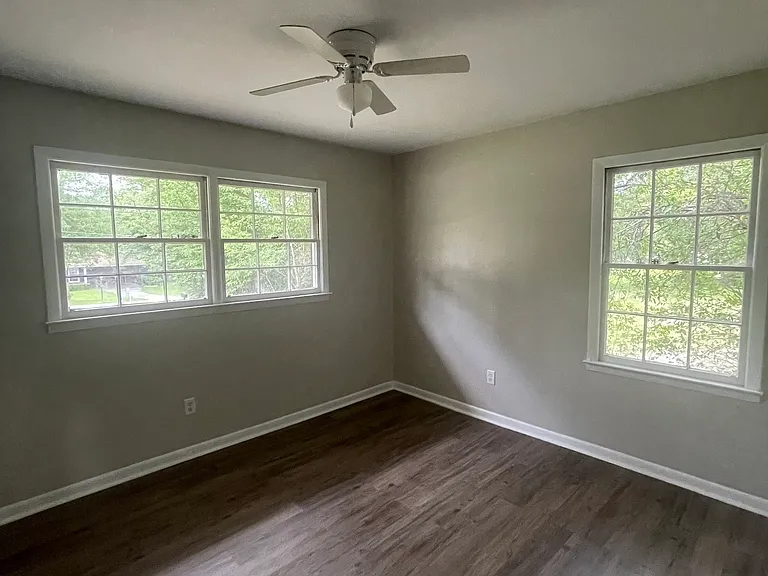 514 Pitt Moore Rd — Photo 11