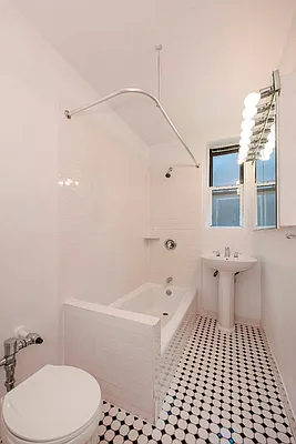 Rented by Living New York | media 25