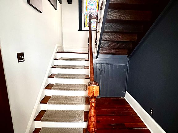3rd image of 7 Aiken St