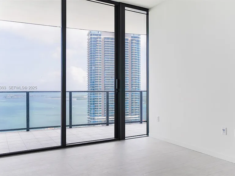 1000 Brickell Plz #Penthouse 5907 — Photo 11