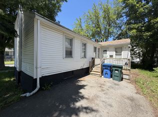 658 Smith St, Rochester, NY 14606