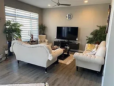 704 American Pharaoh Dr — Photo 6