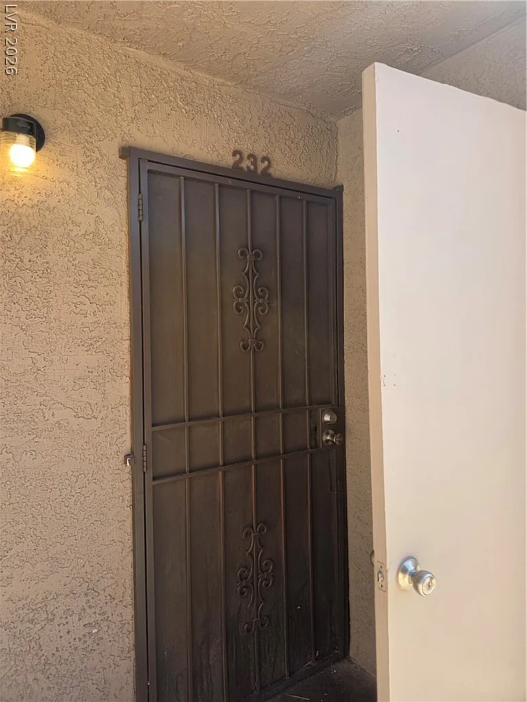 2 bed, 2.0 bath, 864 sqft, $850 — Photo 3
