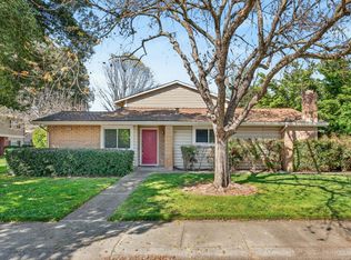 8187 La Riviera Dr, Sacramento, CA 95826