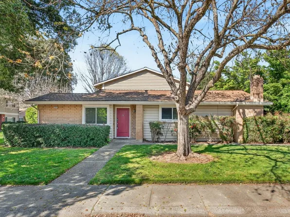 8187 La Riviera Dr, Sacramento, CA 95826