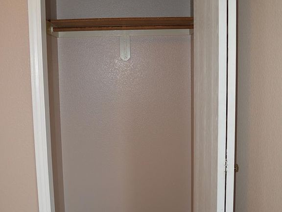 closet bedroom 1