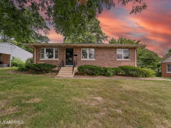 1702 Stadium Blvd, Jefferson City, MO 65109