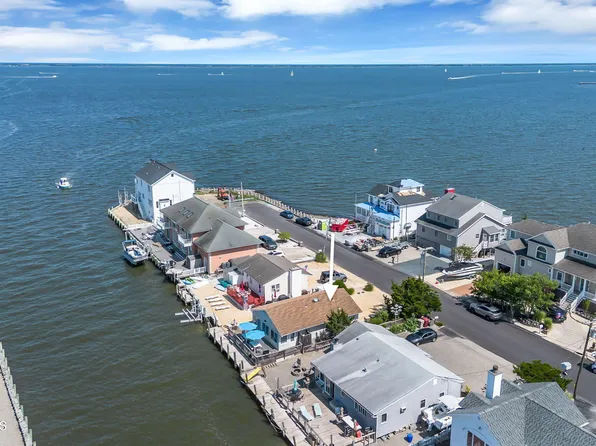 281 Sandlewood Drive, Bayville, NJ 08721