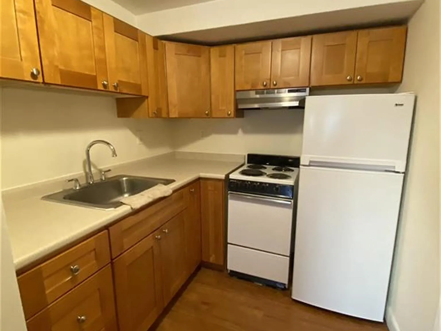 1 bed, 441 sqft, $2,100 — Photo 3