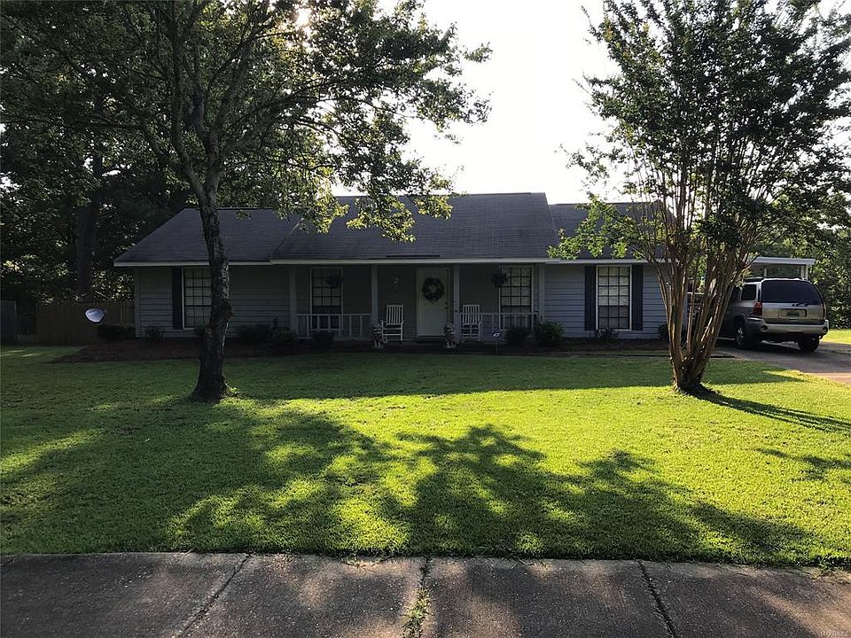 1st image of 1359 Woodmere Dr