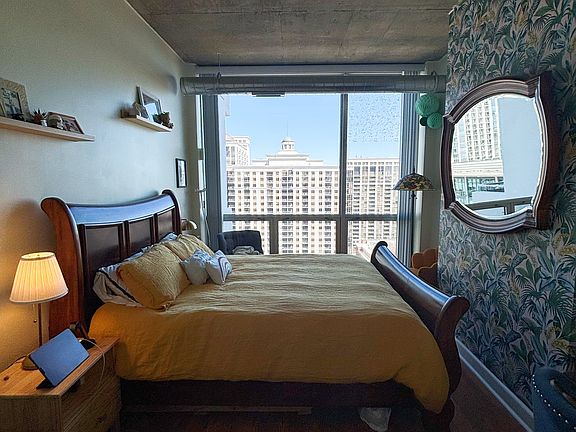 5th image of 1305 S Michigan Ave APT 1713