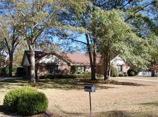 110 Sherbrooke Ln, Fitzgerald, GA 31750