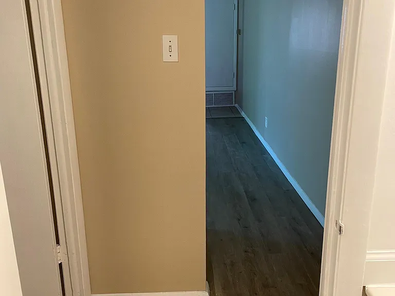 706 Meadow Woods Ln — Photo 3