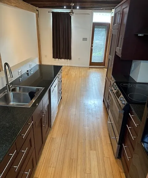 2821 Remington Ave — Photo 3