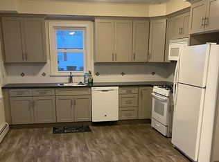 23 Rosner Ave APT 1, Providence, RI 02904