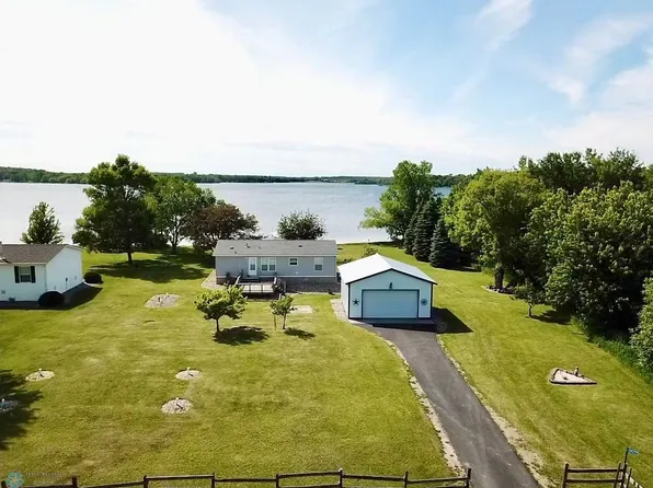 48299 Lindas Beach Ln, Pelican Rapids, MN 56572