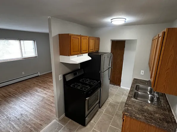3126 E 58th St #10, Minneapolis, MN 55417