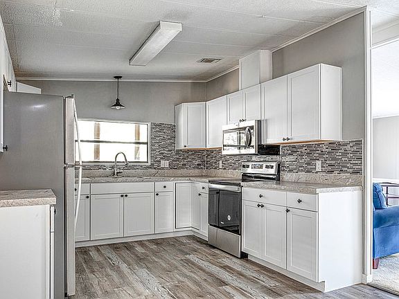 4th image of 10741 Firestone Ct