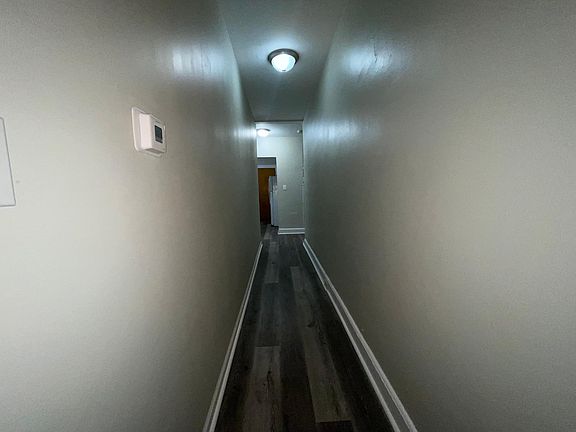 4th image of 117 Berkshire Pl Floor 1