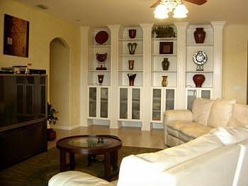 4th image of 4215 Fenrose Cir