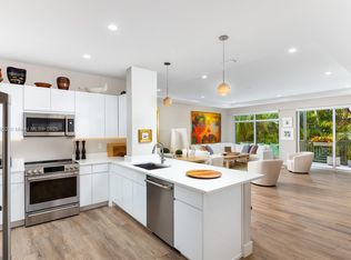 41 SW Seminole St #208, Stuart, FL 34994