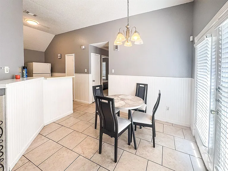 18579 N Lyford Dr — Photo 8