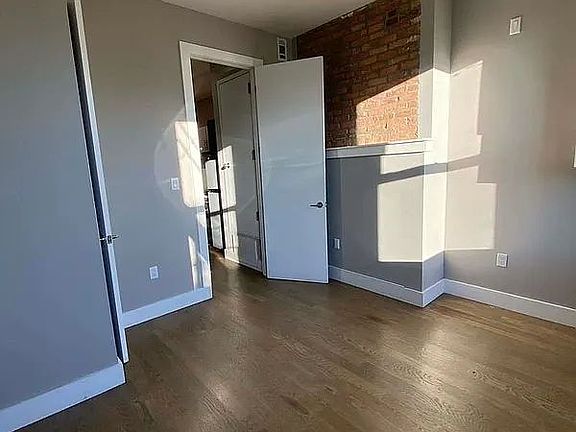 4th image of 332 Central Ave #2