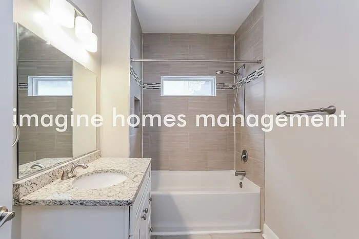 627 Oakwood Ave — Photo 11