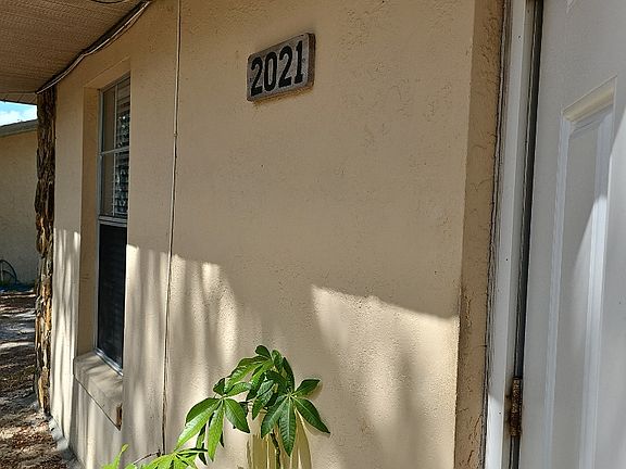 3rd image of 2021 Melady Ave