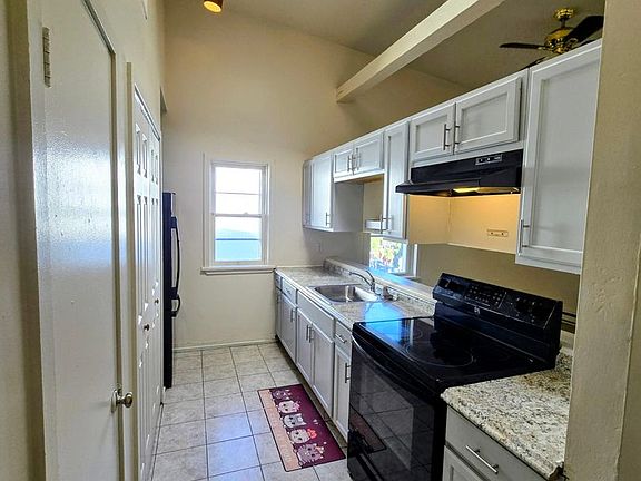 4th image of 223-225 N Fountain St #225-2