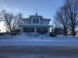 36 W Humbird St, Rice Lake, WI 54868