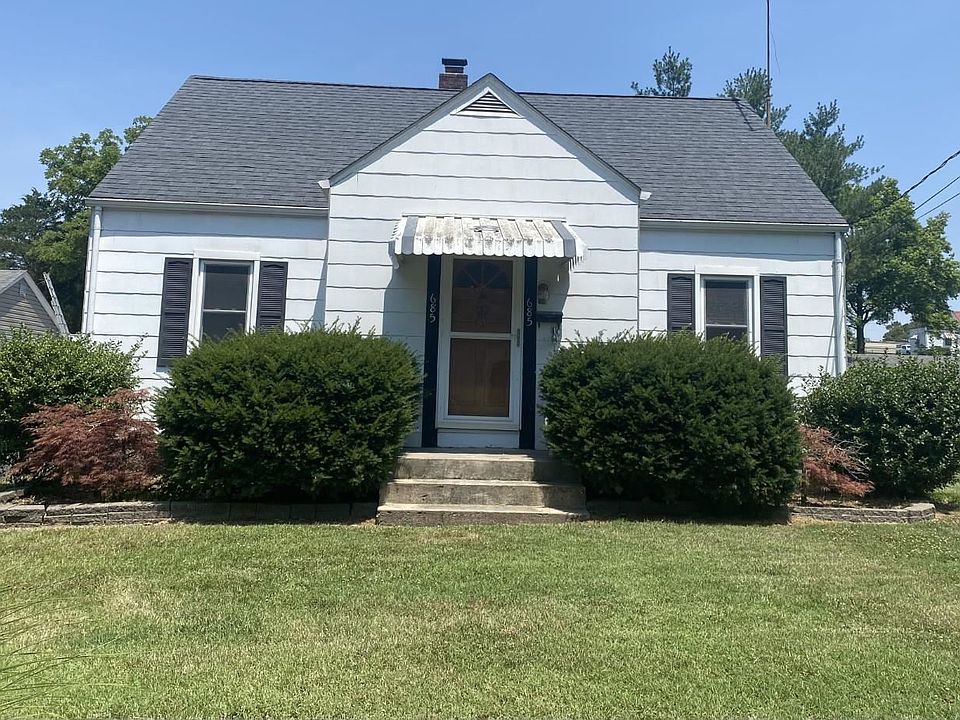 1st image of 685 Jefferson St