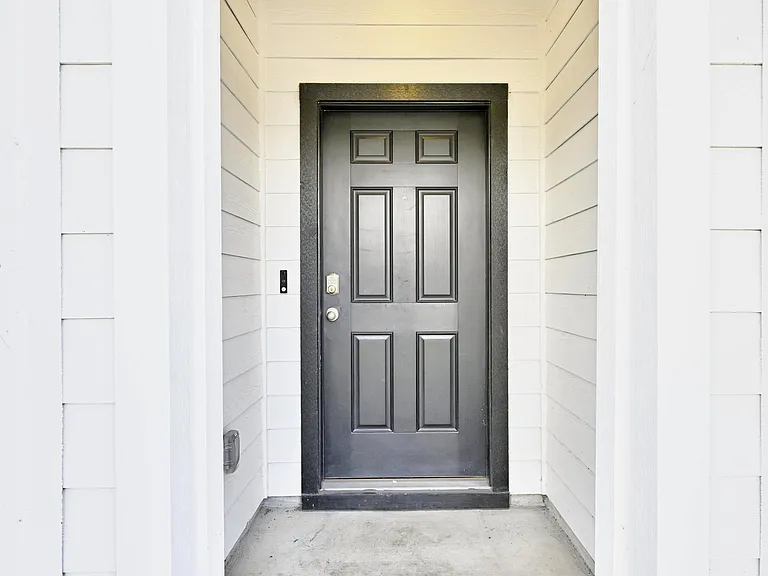326 Richland Dr — Photo 3