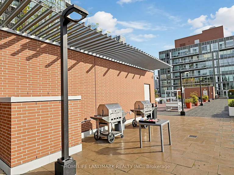 112 George St S #S508 — Photo 46