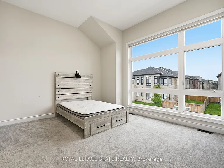1192 Stag Holw #UPPER — Photo 20