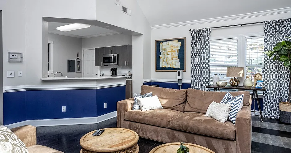 High House at Cary Apartments — Photo 4