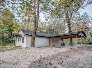 1645 Jones Hollow Rd, Hamburg, IL 62045