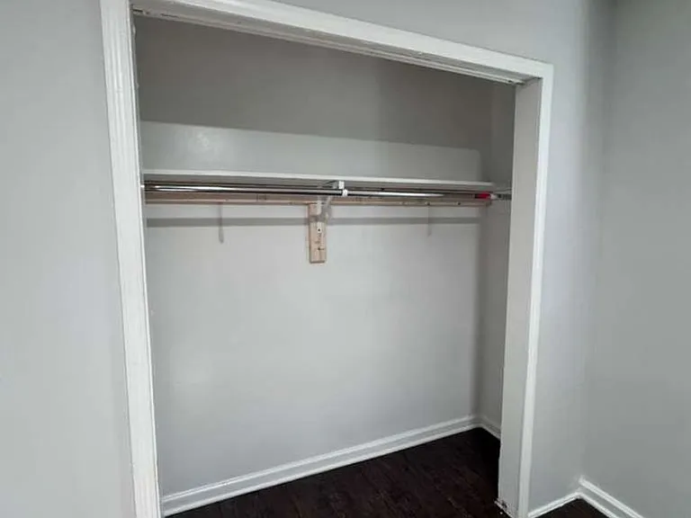 Freshly Remodeled 2BR Apartment in Stone Mountain Modern Comfort & Prime Commuter Location — Photo 5
