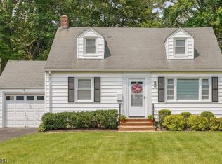 34 Commonwealth Ave, New Providence, NJ 07974