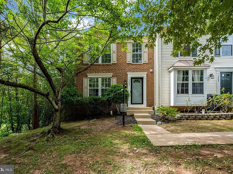 7057 Sauvage Ln — Photo 1