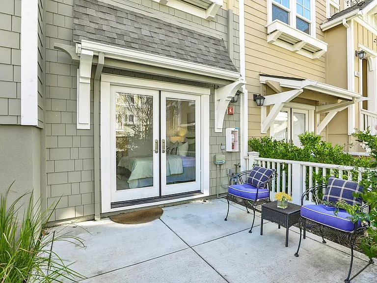 858 Sycamore Loop — Photo 10