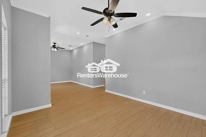 4412 Fox Meadows Ln — Photo 10
