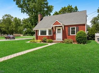 319 Edgeworth St, Middlesex Boro, NJ 08846