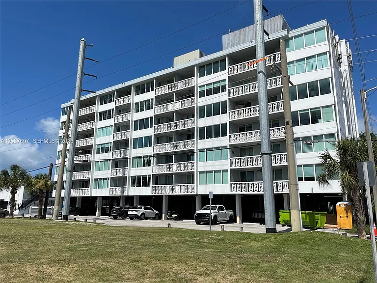 8233 Harding Ave #408 — Photo 13