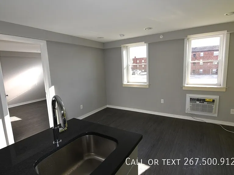 1924 Geary St #6 — Photo 8